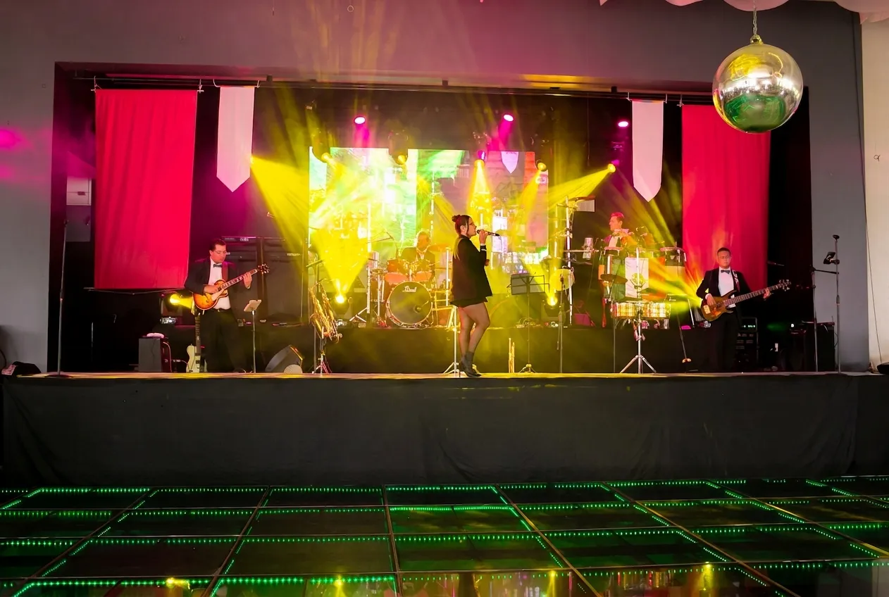 Aniversario Empresarial — Serena Casa Productora (28)